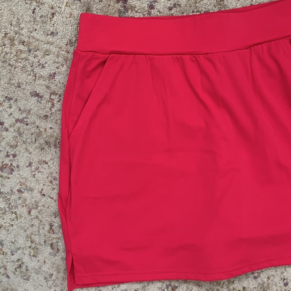 Starting Point Performance Skort - Picture 2 of 7